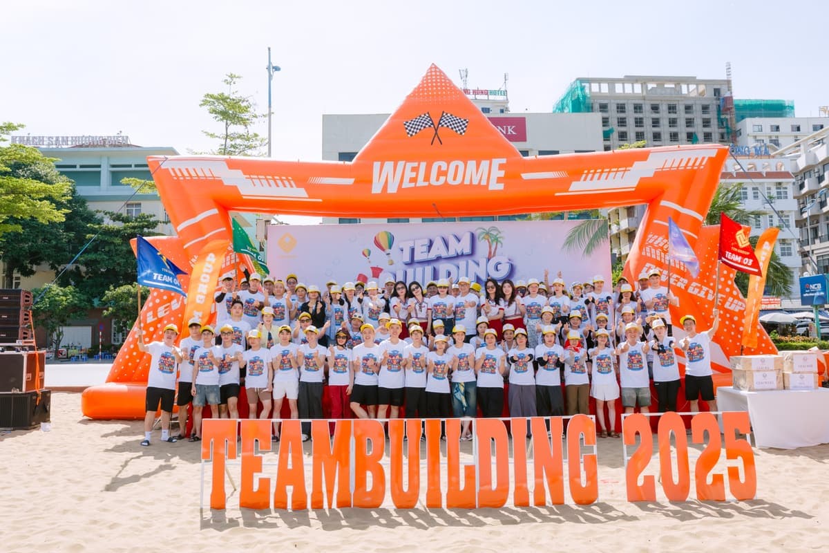Chuyến team building thường niên của đội ngũ